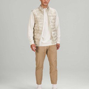 Lululemon ABC Cropped Pull-On Pant - Medium - Sand Colour